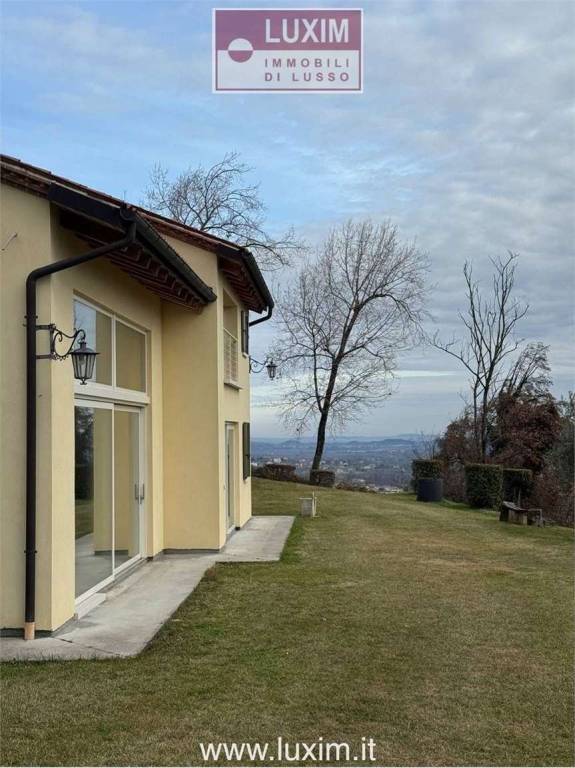 casa indipendente in vendita a Possagno