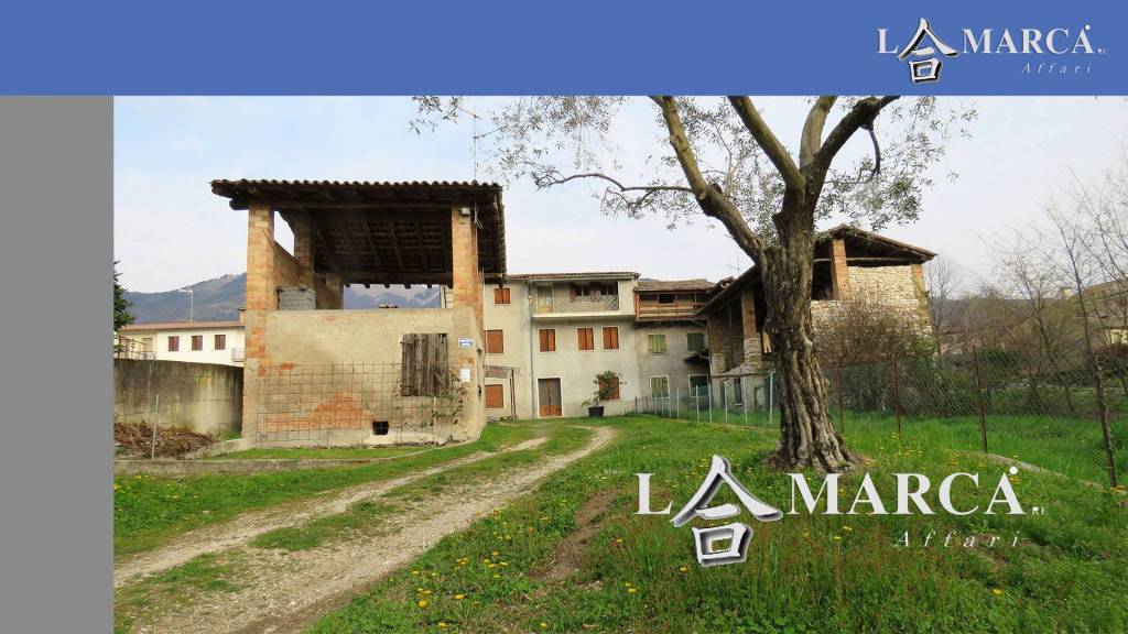casa indipendente in vendita a Possagno
