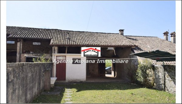 casale in vendita a Possagno in zona Rovèr