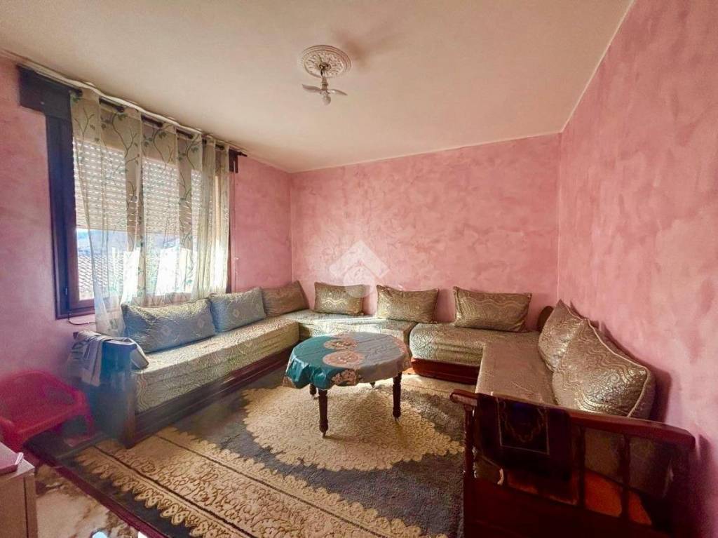 casa indipendente in vendita a Possagno in zona Rovèr