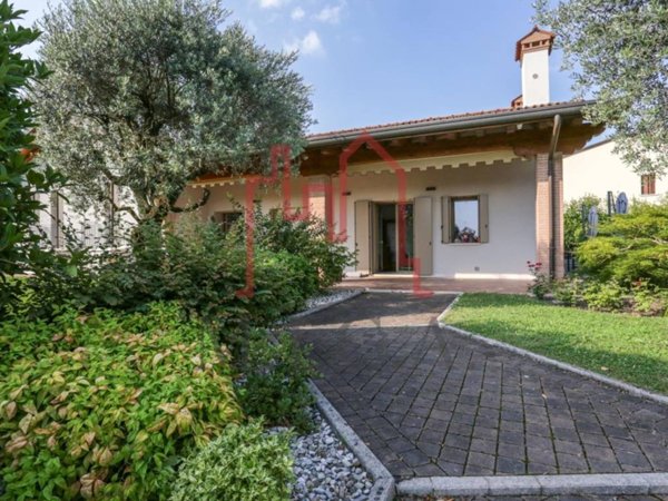 casa indipendente in vendita a Povegliano