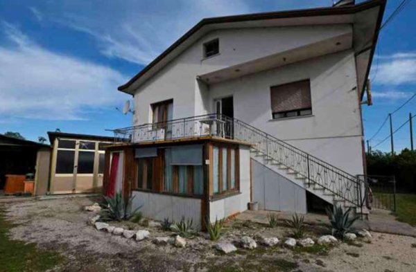 casa indipendente in vendita a Povegliano