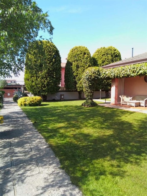 casa indipendente in vendita a Povegliano in zona Camalò