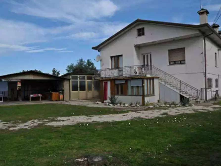 appartamento in vendita a Povegliano in zona Santandrà