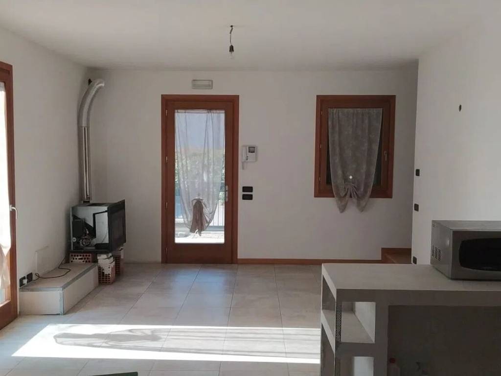 quadrivano in vendita a Povegliano in zona Camalò