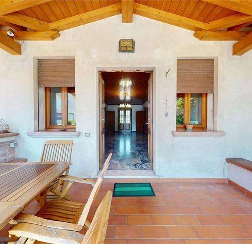 casa indipendente in vendita a Povegliano in zona Santandrà