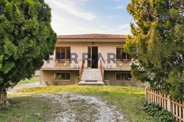 casa indipendente in vendita a Povegliano