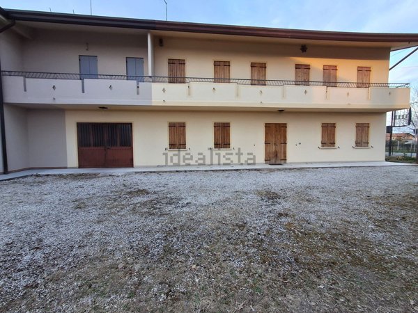 casa indipendente in vendita a Povegliano