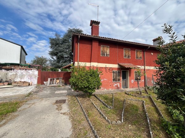casa indipendente in vendita a Povegliano
