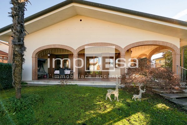 casa indipendente in vendita a Povegliano