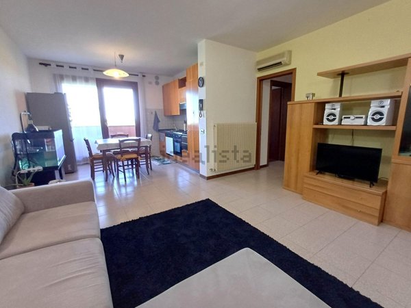 appartamento in vendita a Povegliano in zona Santandrà
