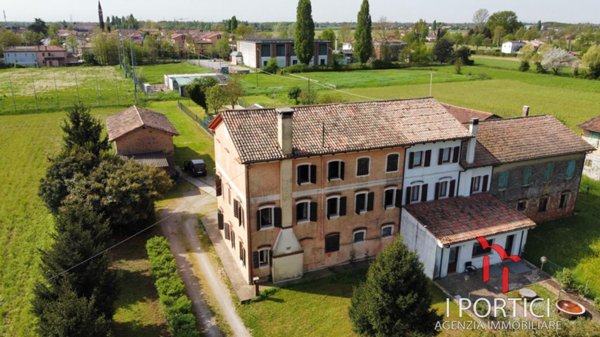 casa indipendente in vendita a Preganziol in zona Sambughè