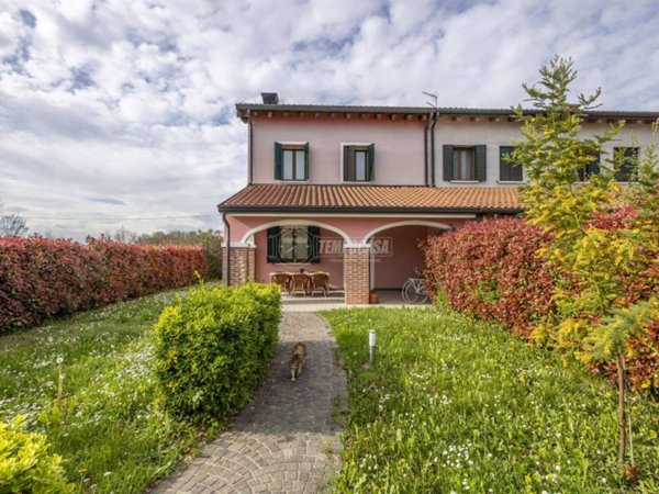 casa indipendente in vendita a Preganziol in zona Frescada
