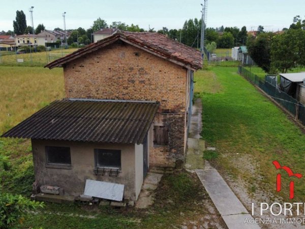 locale commerciale in vendita a Preganziol in zona Sambughè