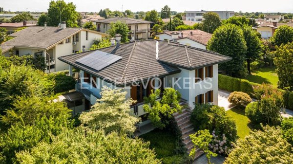 casa indipendente in vendita a Preganziol in zona Frescada