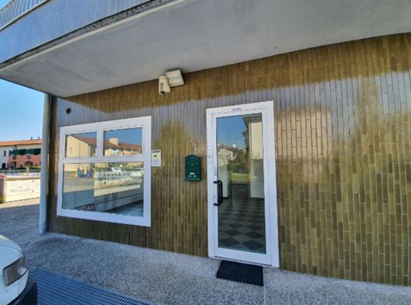 negozio in vendita a Preganziol in zona Sambughè