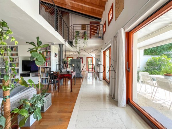 casa indipendente in vendita a Preganziol in zona San Trovaso