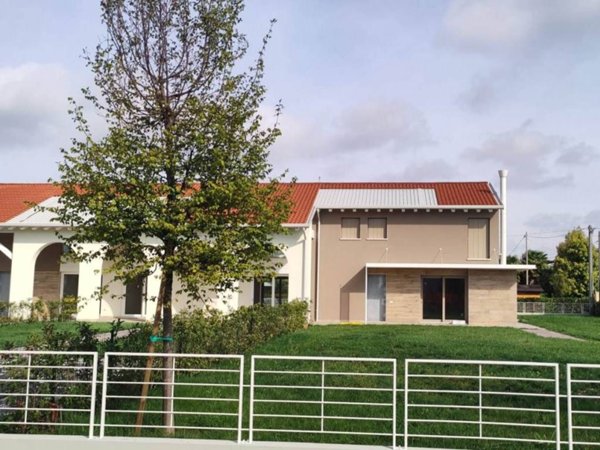 casa indipendente in vendita a Preganziol in zona Frescada
