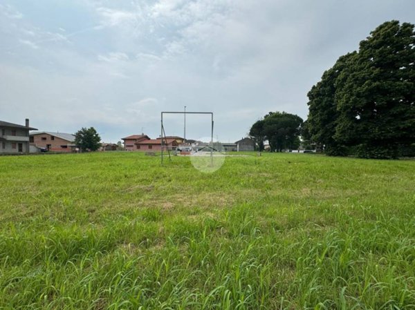 terreno edificabile in vendita a Preganziol in zona Frescada