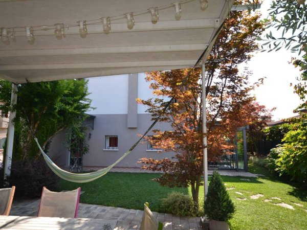 casa indipendente in vendita a Preganziol in zona Frescada