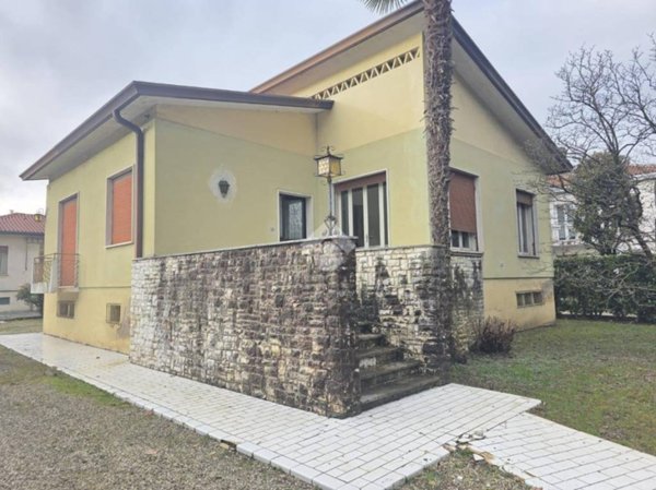casa indipendente in vendita a Preganziol in zona Frescada