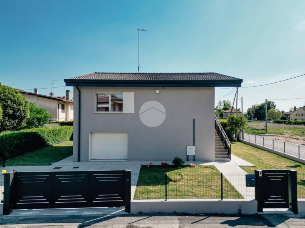 casa indipendente in vendita a Preganziol in zona San Trovaso