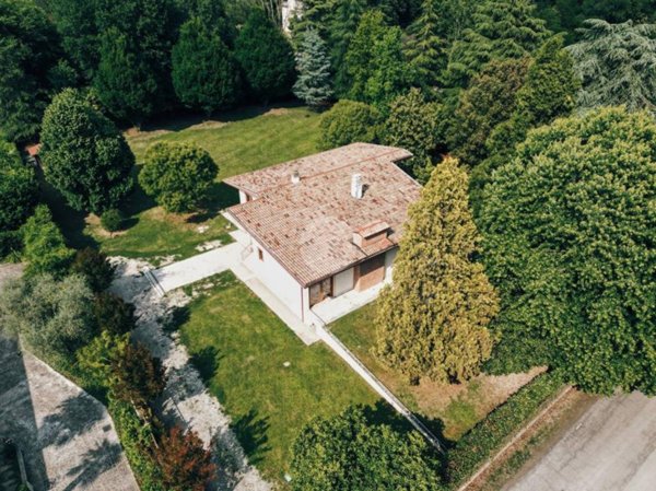 casa indipendente in vendita a Preganziol in zona Alle Grazie