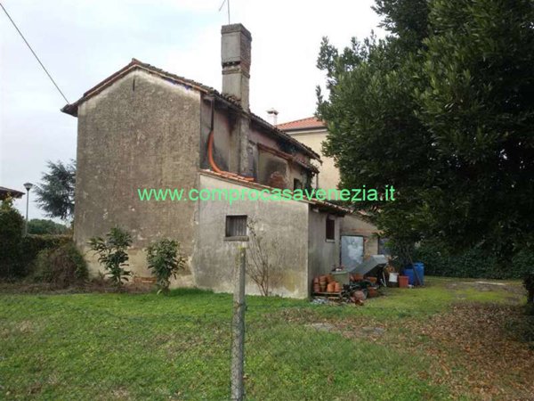 casale in vendita a Preganziol in zona Alle Grazie