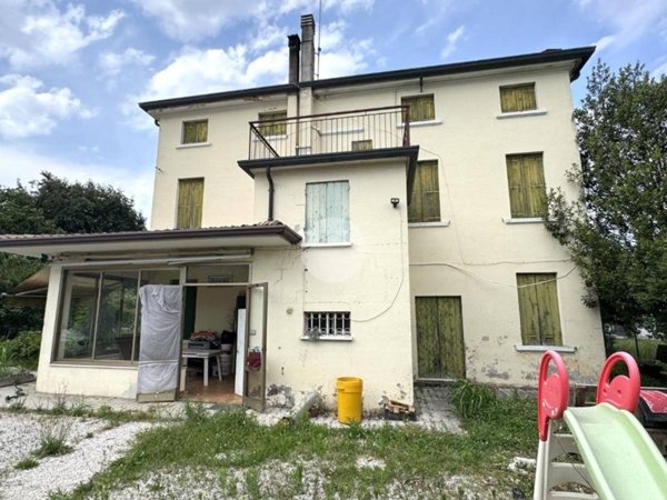 casa indipendente in vendita a Preganziol in zona Frescada