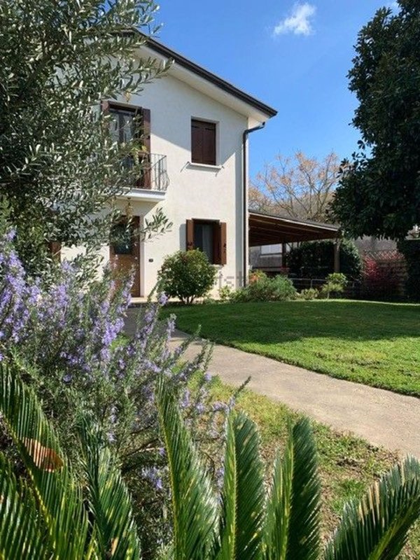 casa indipendente in vendita a Preganziol in zona Sambughè