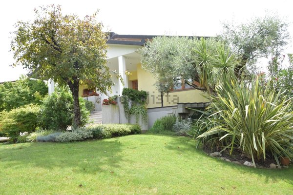 casa indipendente in vendita a Preganziol in zona Frescada