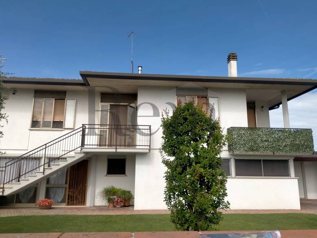 casa indipendente in vendita a Preganziol in zona San Trovaso