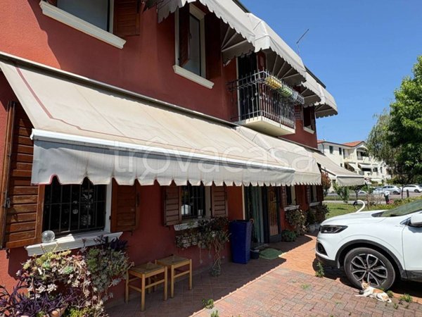 casa indipendente in vendita a Preganziol in zona San Trovaso