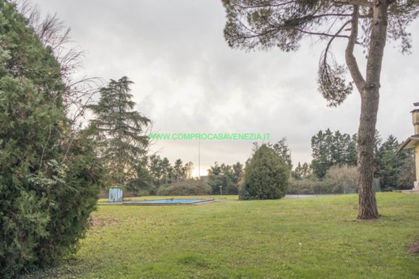 casa indipendente in vendita a Preganziol in zona Alle Grazie