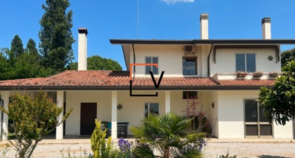 casa indipendente in vendita a Preganziol in zona Sambughè