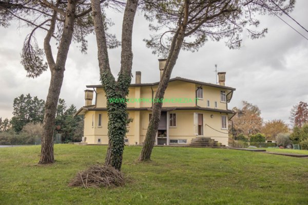casa indipendente in vendita a Preganziol in zona Alle Grazie