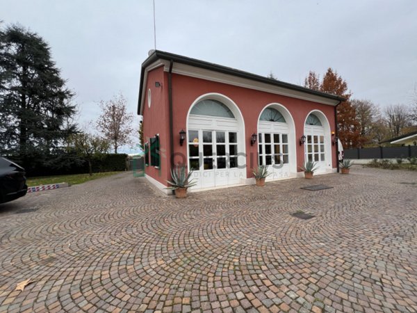 casa indipendente in vendita a Preganziol in zona Alle Grazie