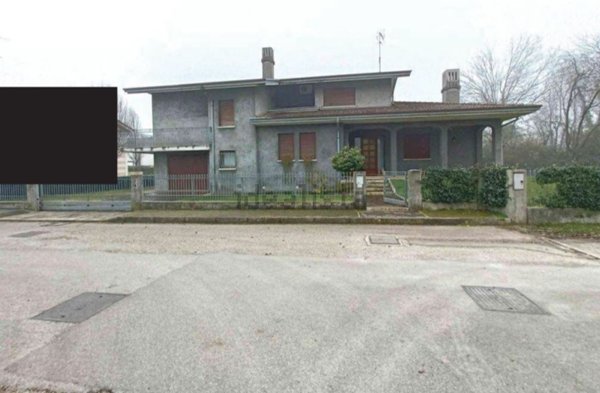 casa indipendente in vendita a Quinto di Treviso in zona Santa Cristina