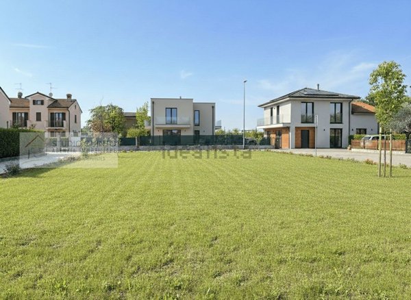 terreno edificabile in vendita a Quinto di Treviso