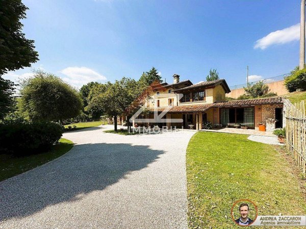 casa indipendente in vendita a Refrontolo