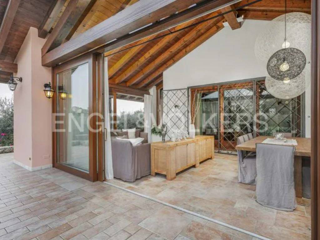 casa indipendente in vendita a Refrontolo