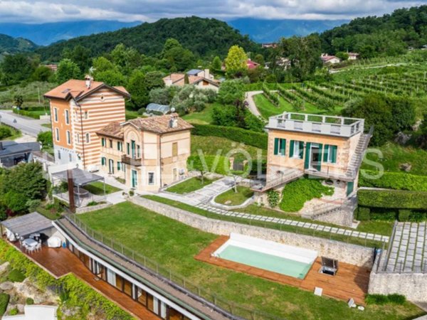 casa indipendente in vendita a Refrontolo