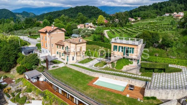 casa indipendente in vendita a Refrontolo
