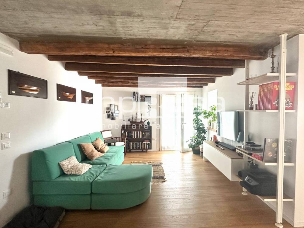 casa indipendente in vendita a Refrontolo