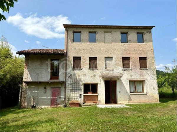 casa indipendente in vendita a Refrontolo