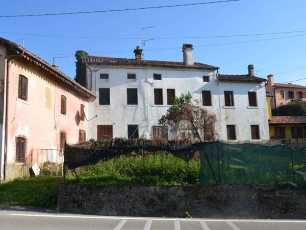 casa indipendente in vendita a Refrontolo