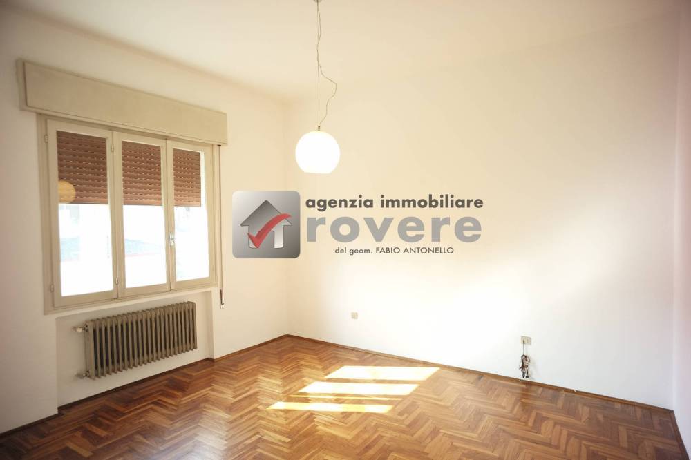 casa indipendente in vendita a Refrontolo