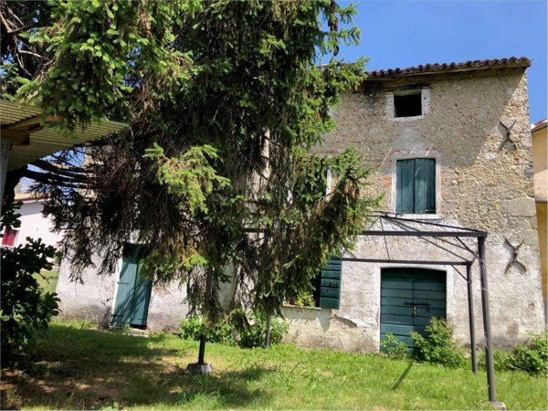 casa indipendente in vendita a Refrontolo