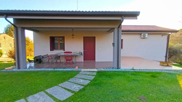 casa indipendente in vendita a Refrontolo