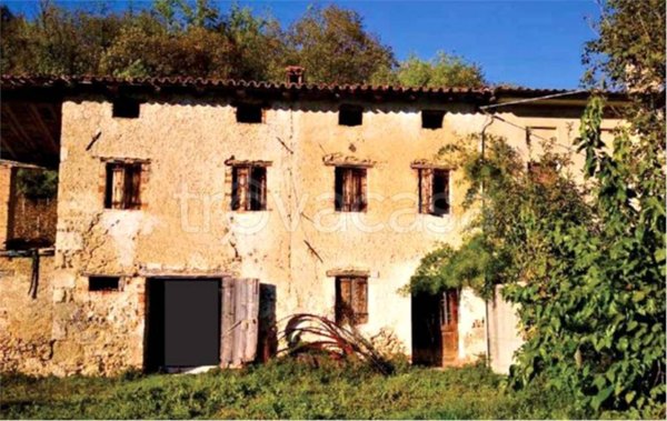 casa indipendente in vendita a Refrontolo